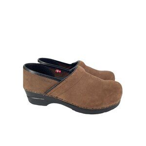 SANITA Women's Professional Oil Closed Leather Clog Tan Nurse Shoes Art